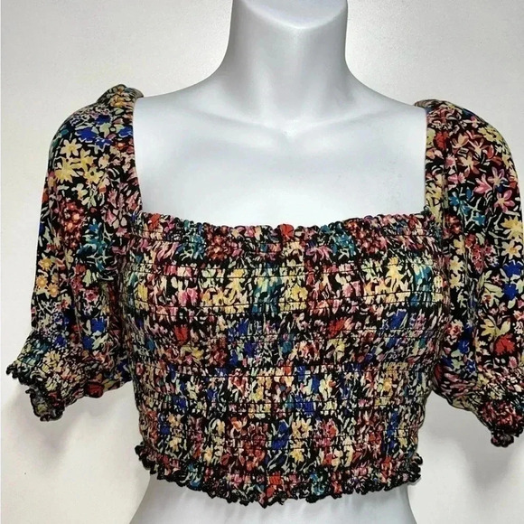 Tops - Urban Outfitters Off Shoulder Floral Smocked Puff Sleeve Cropped Blouse
